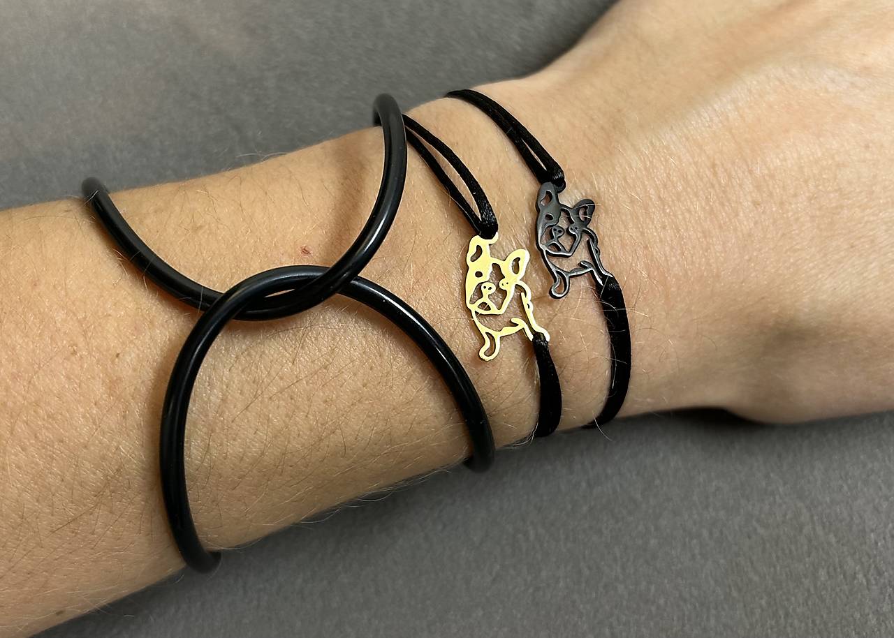 Šnúrkový náramok pes “Buldoček/Bostonský teriér” z chirurgickej ocele