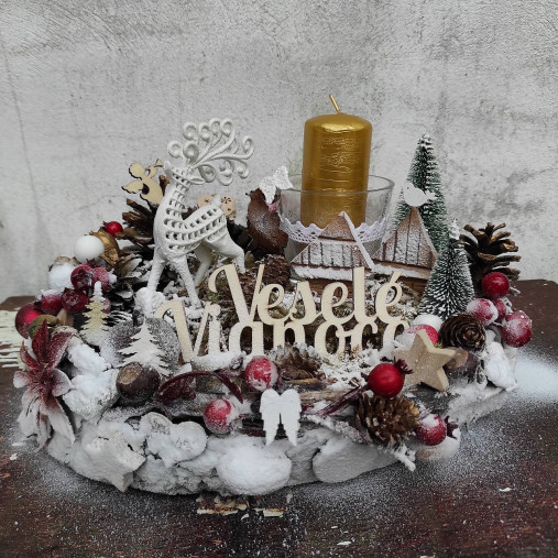 Vianočný svietnik, vianočná dekorácia na stôl,biely jelenček