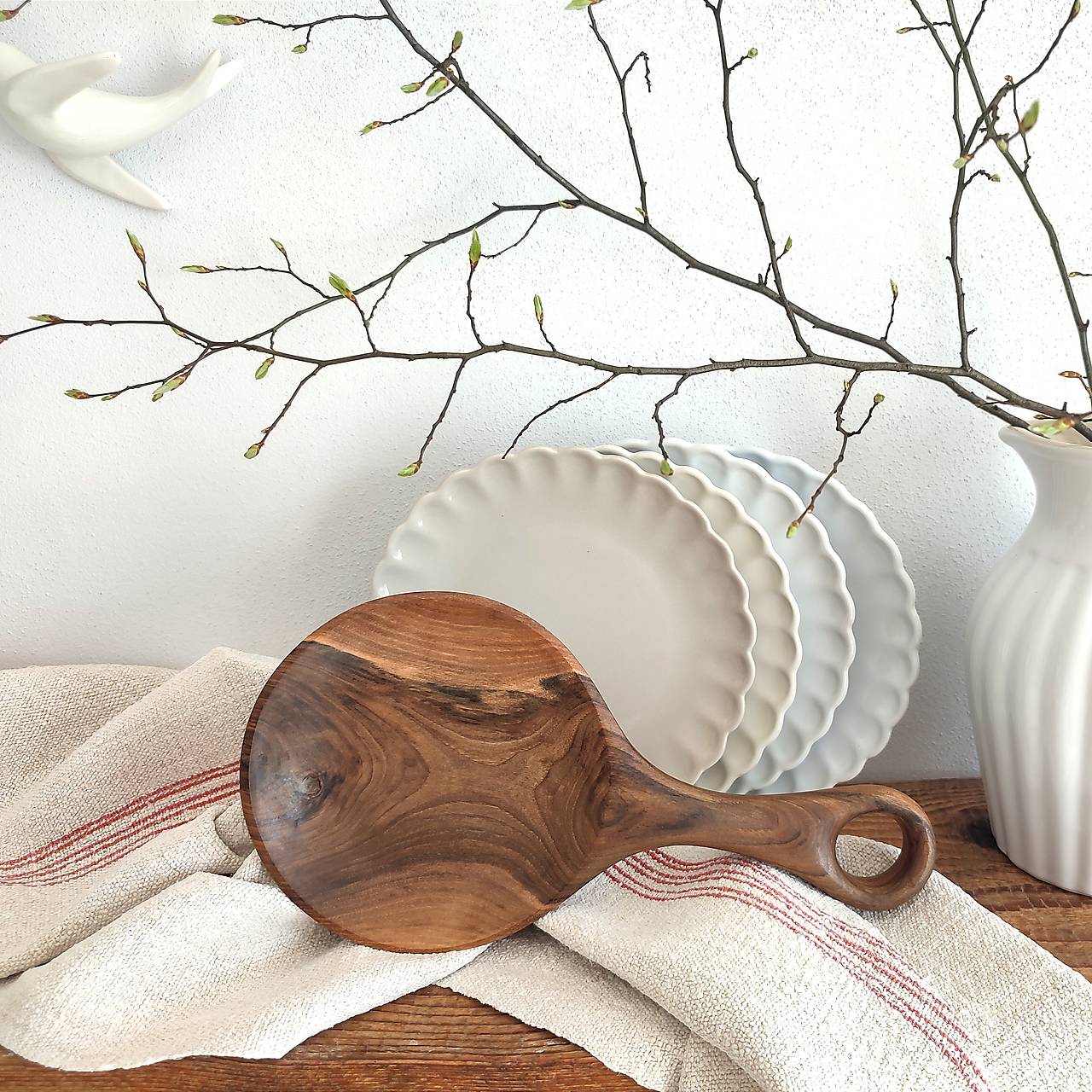 Vareškový lopár HORY z orecha