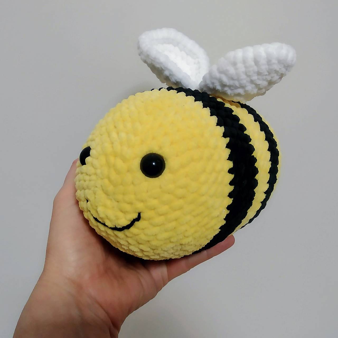 Bumble Bee - Včela