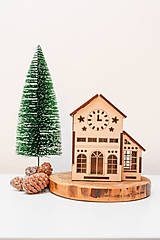 Dekorácie - Vianočný domček RADNICA - 16138035_