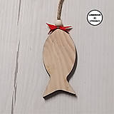 Dekorácie - VIANOCE - drevená vianočná ozdoba rybička - 16138087_