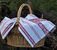 Úžitkový textil - Obrúsok Čerevená výšivka v pruhoch - 16140307_
