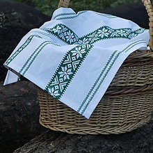 Úžitkový textil - Obrúsok Zelená výšivka v pruhoch - 16140385_