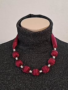 Náhrdelníky - látkový náhrdelník bordový - 16142195_