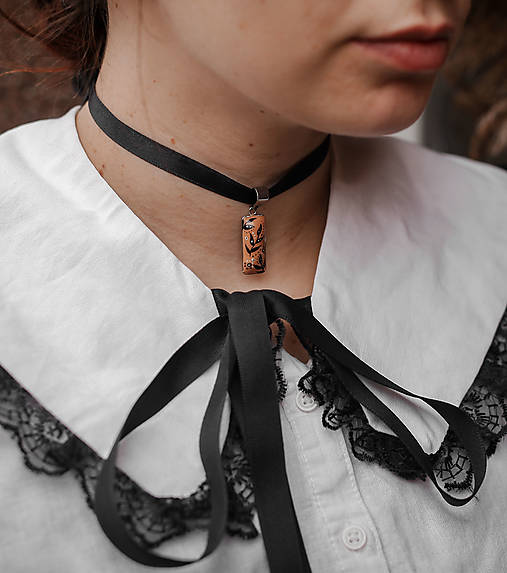 Náhrdelníky - Náhrdelník Choker s príveskom - 16139947_