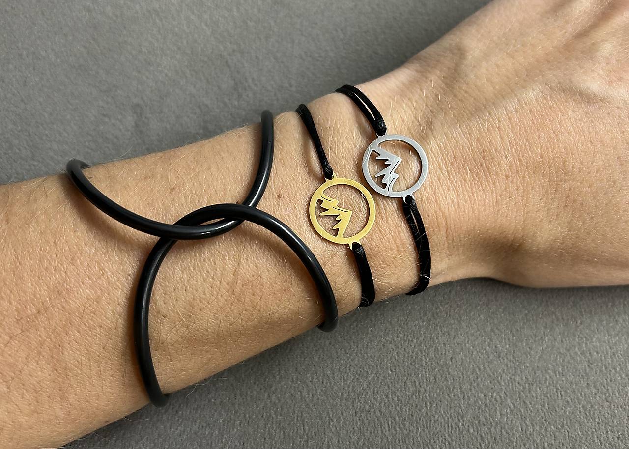 Šnúrkový náramok “Hory” z chirurgickej ocele