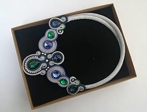 Náhrdelníky - Šujtášový náhrdelník (Modrá-zelená) - 16152966_