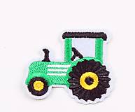 Galantéria - NZ106 Textilná nažehľovačka traktor 5 x 4,5 cm (Zelená) - 16150359_