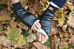 Rukavice - Dámske koženkové bezprstové rukavice čierne - 16154709_