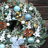 Dekorácie - Vianočný veniec na dvere so svetielkami - 16153916_