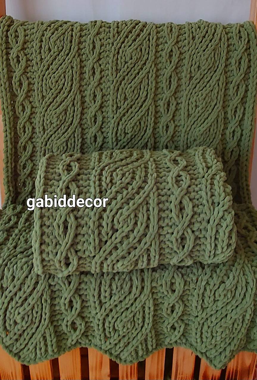 Deka jemnučká a ľahká/prehoz na sedaciu súpravu z vlny puffy fine zelené