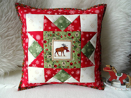 Úžitkový textil - Winter Friends  ... vankúš - 16158230_