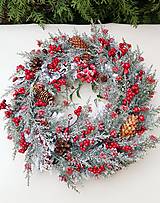 Dekorácie - vianočný veniec na dvere červené bobule 39 cm - 16161075_
