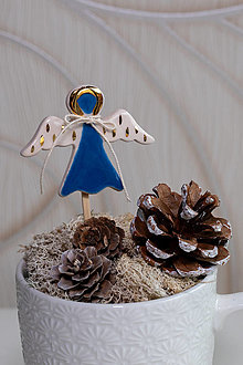 Dekorácie - Keramická vianočná ozdoba Anjel - 16163351_