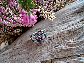 Prstene - Strieborny prsteň Ag925 Rubelit - turmalín Sakura - 16167275_