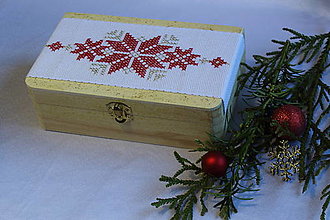 Dekorácie - Veľké vianočné prekvapenie - srdiečka v krabičke - 16170744_