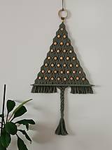 Dekorácie - Makrame vianočný stromček zelená oliva - 16168095_