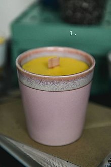 Sviečky - sviečka z včelieho vosku v hrnčeku (1.) - 16173945_
