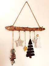 Dekorácie - Vianočná drevená závesná dekorácia - 16171110_