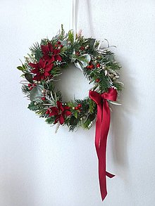 Dekorácie - Vianočný veniec na dvere s kvetom vianočnej růže (Poinsettia) červený - 16173005_