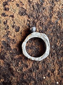Prstene - Strieborný prsteň s perlou z kolekcie Wanderlust - 16175562_