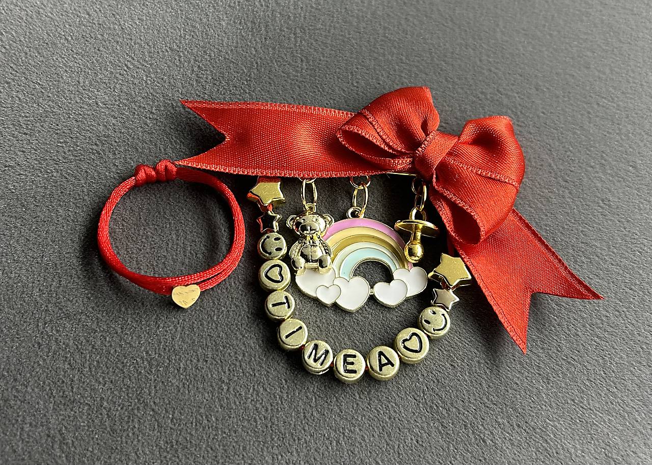 Set proti urieknutiu pre bábätko - mašlička na kočík/vajíčko + náramok so srdiečkom z chirurgickej ocele