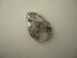 Minerály - Kabošon - turmalín v křišťálu 23 mm, č.2f - 16175916_