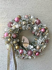 Dekorácie - Vianočný veniec na dvere (Vianočný venček so škriatkom) - 16180577_