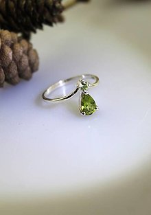 Prstene - olivín prsteň strieborný - 16189459_