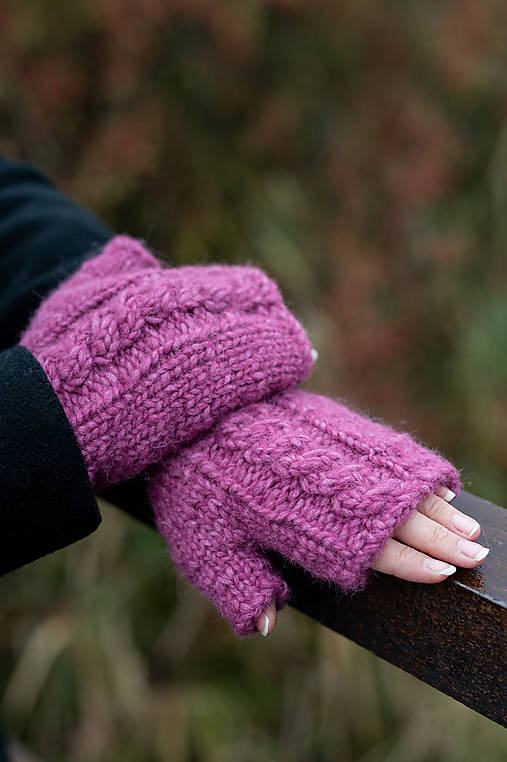 Rukavice - Tmavoružové bezprstové rukavice - 16191297_