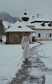 Šaty - Ľanové šaty Snežná - 16191482_