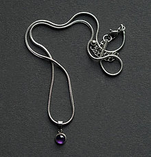 Náhrdelníky - Minimalistický náhrdelník s ametystom, oceľ 316 L - 16190603_