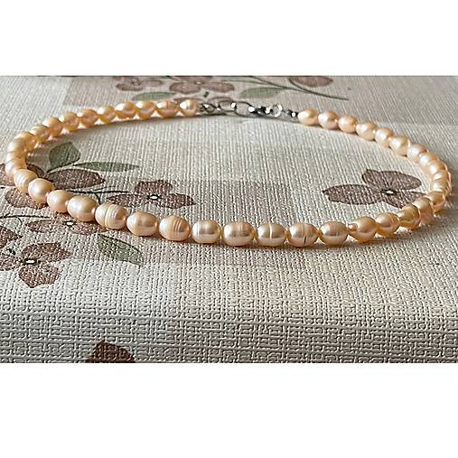 Freshwater Pearls Peach Colour Steel Necklace / Náhrdelník zo sladkovodných perál, oceľ A101