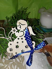 Dekorácie - Vianočný drevený ANJEL v darčekovom balení  (Modrý v bielom vrecúčku) - 16195768_