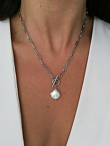 Náhrdelníky - Trinity - strieborný náhrdelník s keshi perlou - 16199081_