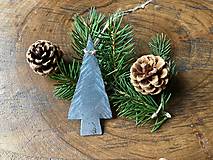 Dekorácie - Vianočné ozdoby - stromček - 16207662_