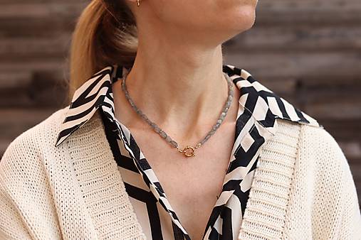 Náhrdelník choker labradorit