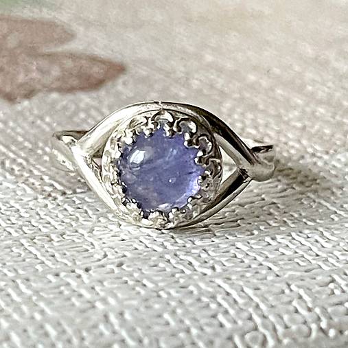 Tanzanite Filigree Silver Ag925 Ring / Strieborný prsteň s tanzanitom E002