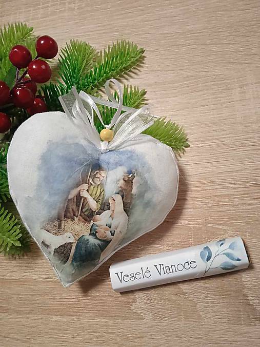 Dekorácie - Vianočné srdiečko-svätá rodina - 16215080_
