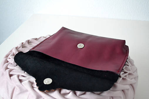 Kožená kabelka Margarétka (Tyrkysovo - slivková pigmentovaná)
