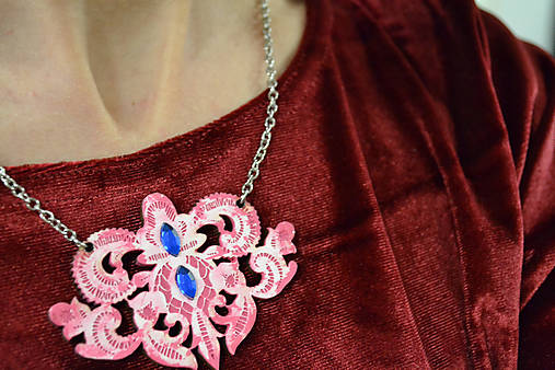 Náušničky a náhrdelník čipka patinované  (Náhrdelník ružový)