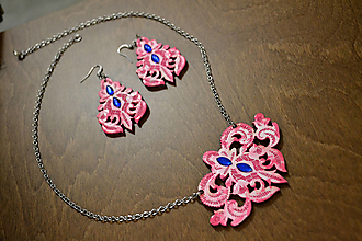Náušnice - Náušničky a náhrdelník čipka patinované  (Set náušnice a náhrdelník ružový) - 16218555_