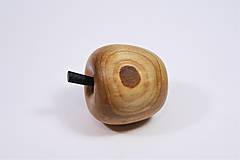 Dekorácie - Dekoratívne jabĺčko z čerešňového dreva - 16218736_