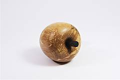 Dekorácie - Dekoratívne jabĺčko zo spaltovaného bukového dreva - 16218765_