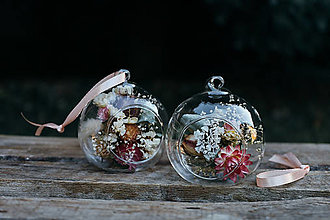 Dekorácie - Vianočná gula zo skla s kvetmi - 16220828_