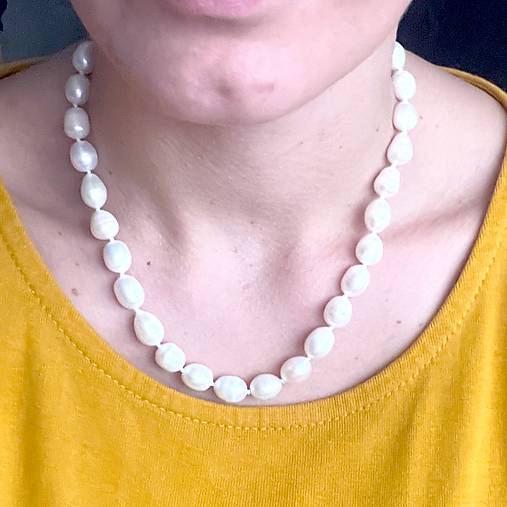 Freshwater Pearls Necklace / Náhrdelník z veľkých oválnych sladkovodných perál,  A102