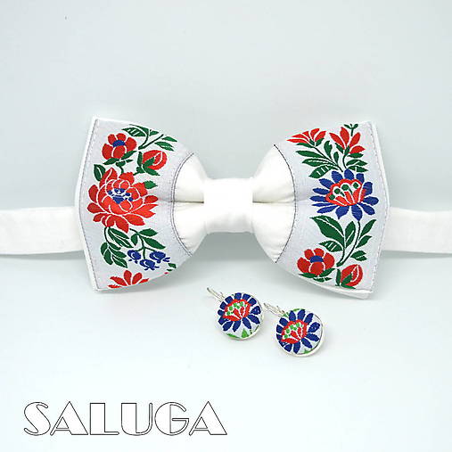 Pánske doplnky - Folklórny biely pánsky motýlik + náušnice - 16227182_