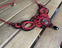 Náhrdelníky - Červeno-čierný folk náhrdelník - 16228963_