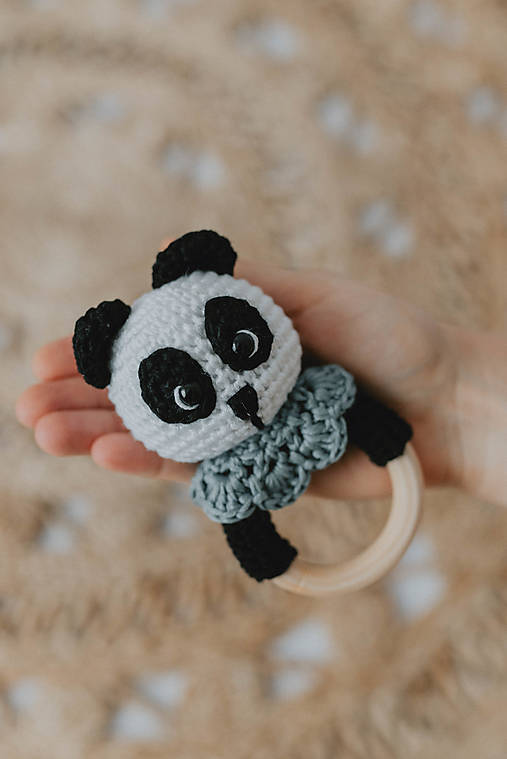 Hračky - PANDA hrkálka/spinkáčik - 16228257_